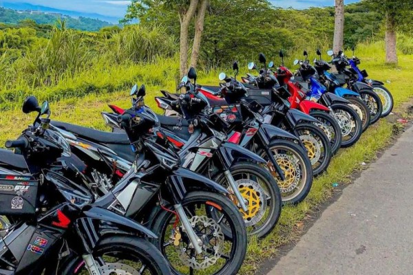 5 Modifikasi Honda Supra Fit: Road Race Hingga Thailook Keren