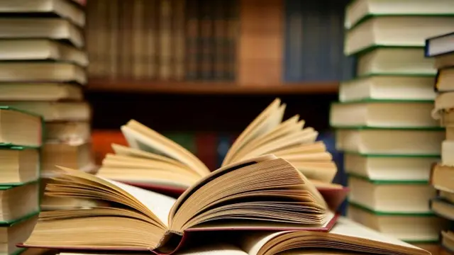9 Buku Filsafat Terbaik: Ubah Hidupmu Secara Mendalam