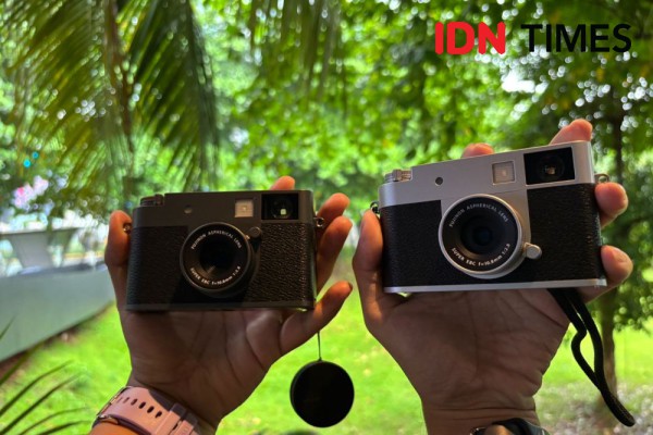 Fujifilm X Half: Ringkas, 4 Fitur Canggih Bikin Takjub!
