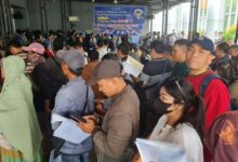Pemutihan Pajak Kendaraan: Antusiasme Warga Membludak, Petugas Kelelahan