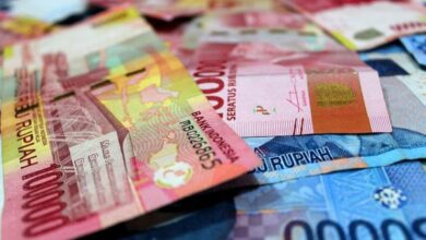 Sopir Taksi Online Geram: Komisi 10 Persen Terlalu Tinggi!