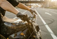 Wajib Pakai Sarung Tangan Riding? 5 Alasan Kunci Keamanan Anda