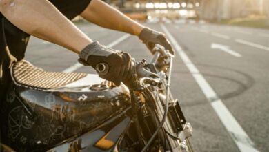 Wajib Pakai Sarung Tangan Riding? 5 Alasan Kunci Keamanan Anda