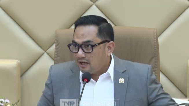ASN WFH: Komisi II Bahas Kepastian, Rapat MenpanRB & Daerah