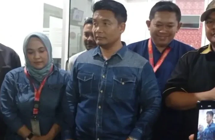 Ancaman Celurit Kepsek SMKN 1 Kediri Buat Jurnalis: Geger!