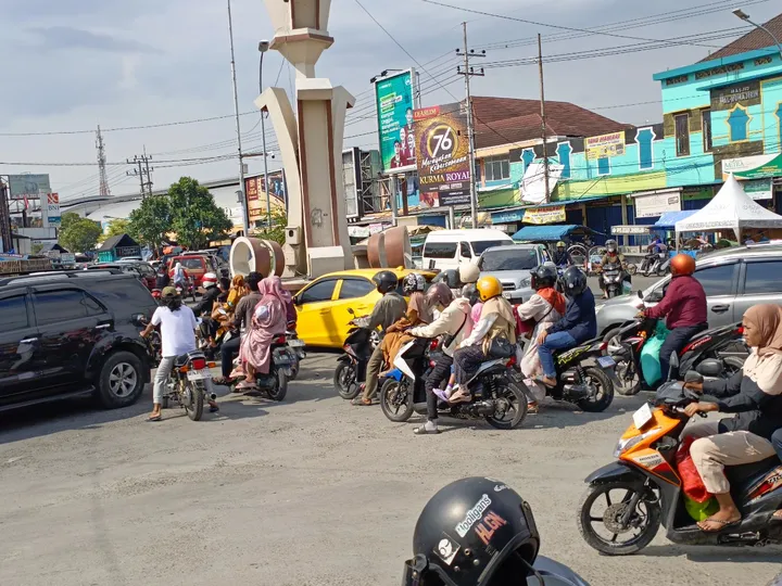 Arus Mudik Lamongan Lebaran Hari Kedua: Lancar, Aman, dan Terkendali