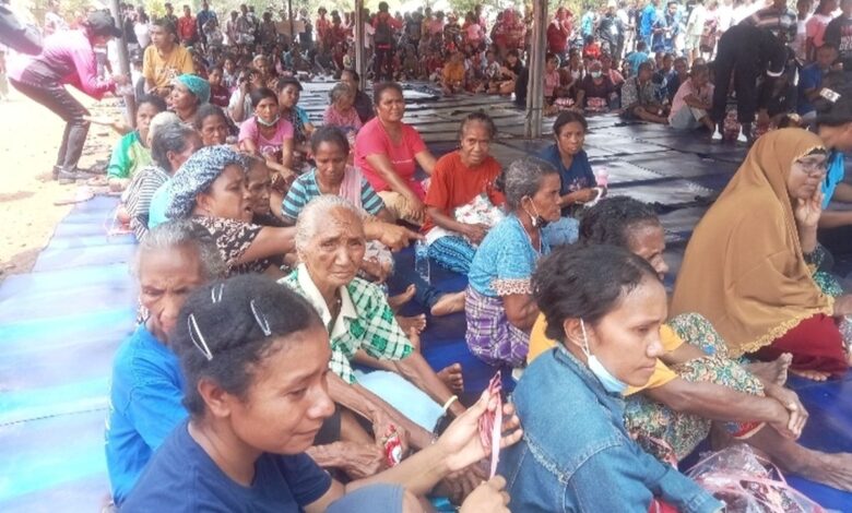 Gunung Lewotobi Meletus: Logistik & Dapur Umum Siap Bantu Pengungsi