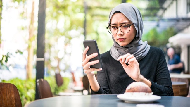 HP Mati Mendadak? Simak Penyebab dan Solusi Jitu di Sini