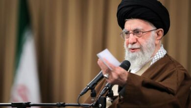 Iran Tumbang: Kapal Induk AS & Dampak Globalnya