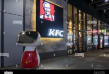 KFC Pakai Robot Pelayan? Revolusi Layanan Restoran di Uji Coba