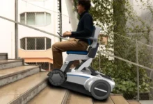 Kursi Roda Canggih Panjat Tangga: Revolusi Mobilitas dari Jepang