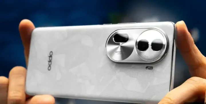 OPPO Reno 11 Pro 5G: Kamera Canggih, Harga Murah, Spek Terbaik