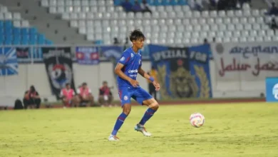 Persib Rekrut Bek Muda Arema? Transfer Bomb Maung Bandung!