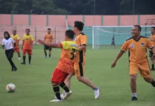 Polres Bojonegoro vs Jurnalis: Adu Strategi Sepak Bola Seru