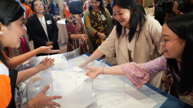 Popok Lansia yang Tepat: Rahasia Kualitas Hidup Lebih Baik? (Penelitian FKUI)