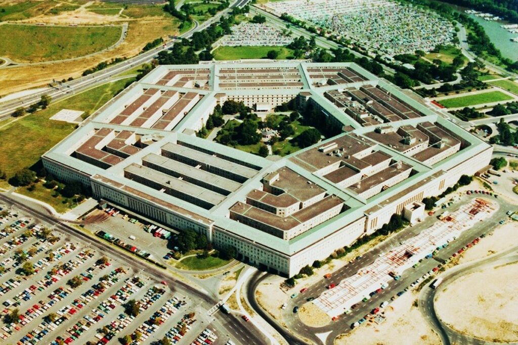 Serangan Israel ke Iran: Misteri Pizza Pentagon Terungkap?