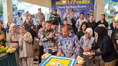 Ulang Tahun Umuh Muchtar: Doel Sumbang Ramaikan Perayaan Bos Persib