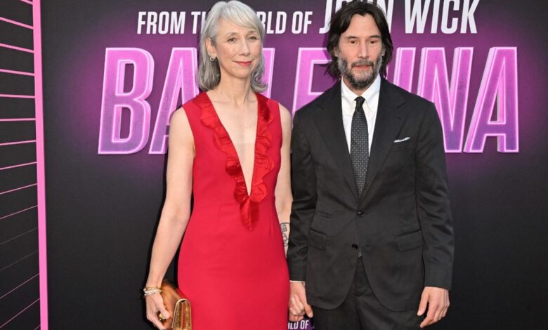 Keanu Reeves: Kisah Asmara, Cinta, & Hidupnya di Usia 60