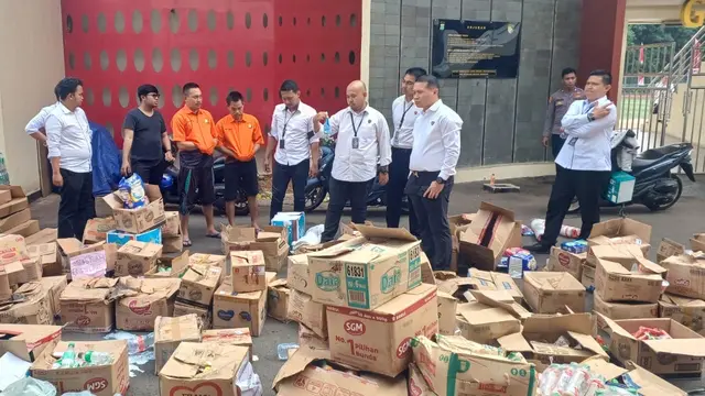 Satpol PP Tangsel Terbongkar: Jual Barang Kedaluarsa, Modus Mengejutkan